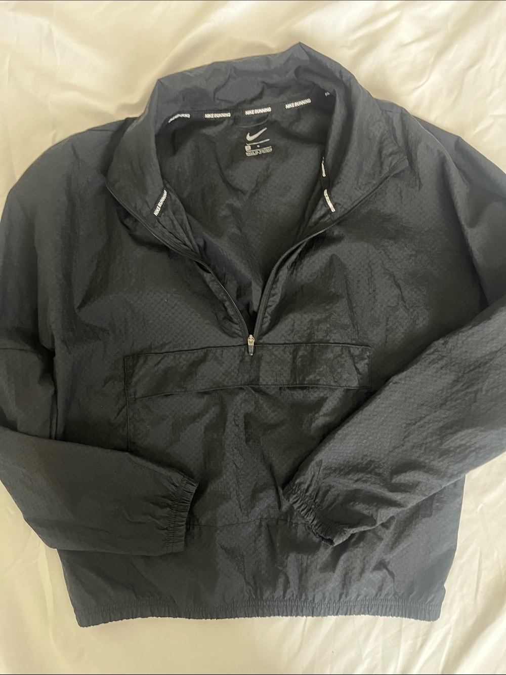 Nike Black Medium Half-Zip Running Windbreaker Pullover